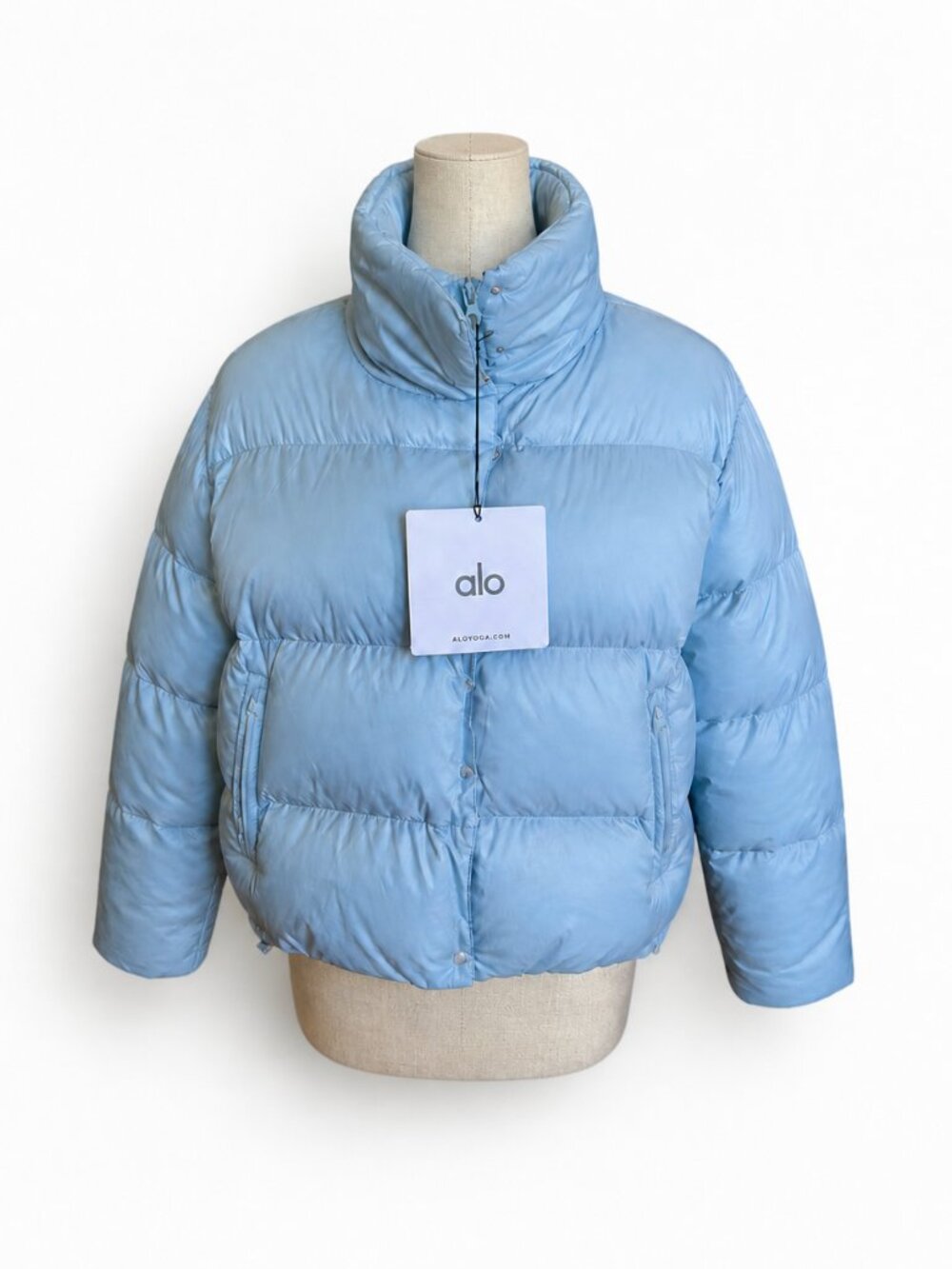 ALO Yoga Gold Rush Puffer Jacket – Celestial Blue (Small) NWT | Sold Out Oline